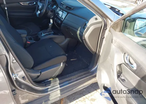 2017 Nissan Rogue S z USA, uszkodzony, nr VIN 5N1AT2MV8HC785306